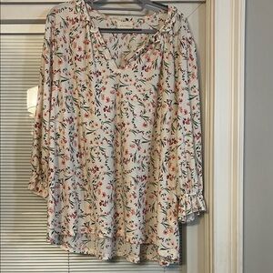 MELLODAY Cream Floral V-Neck Blouse with Red & Green Accents